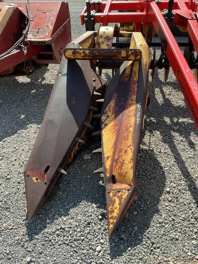 New Holland 770R Equipment Image0