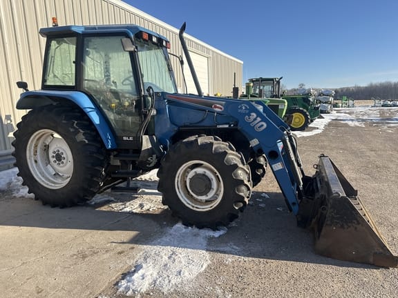 New Holland 7740 Equipment Image0