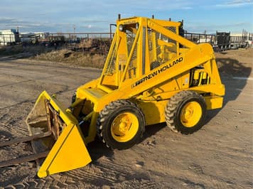 Main image New Holland L775