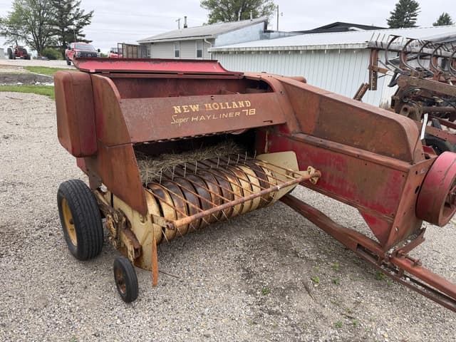 Image of New Holland 78 equipment image 2