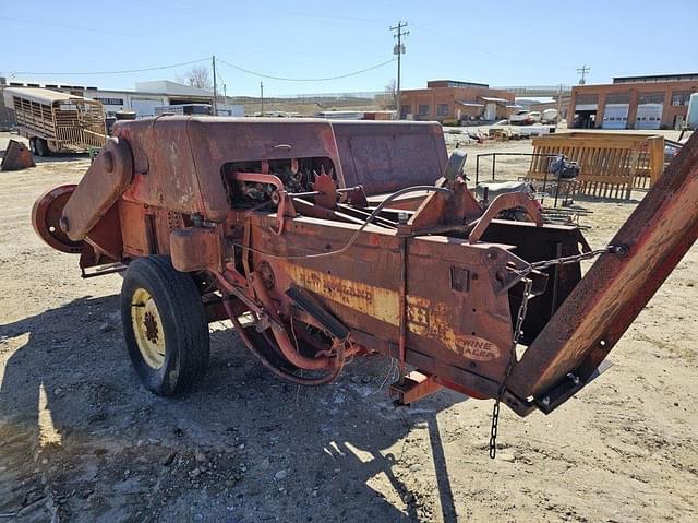 Image of New Holland 78 equipment image 3
