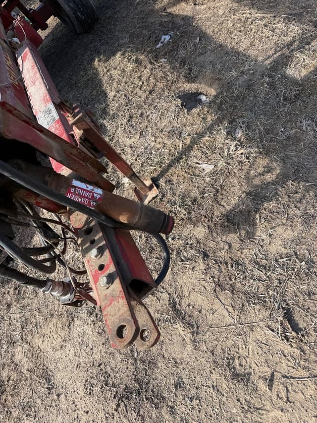 Image of New Holland 790 equipment image 1