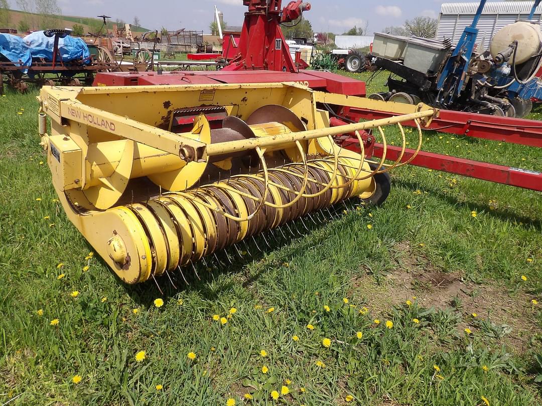 Image of New Holland 790 Primary image