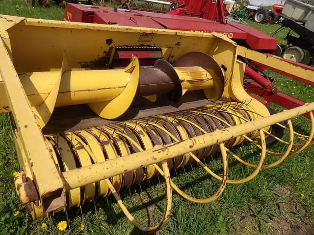 Image of New Holland 790 equipment image 1