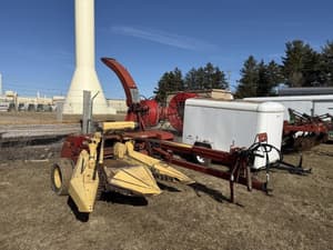 New Holland 790 Image