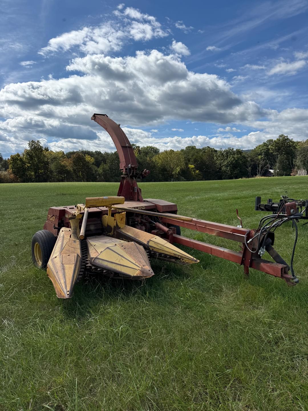 Image of New Holland 790 Primary image