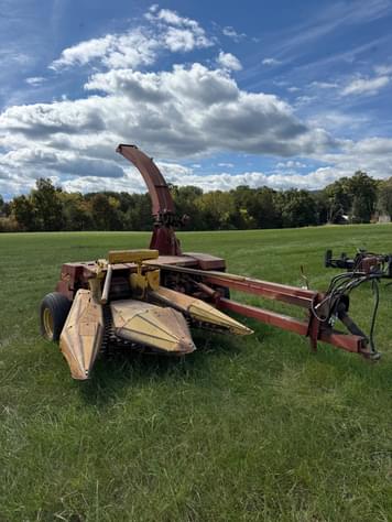 Main image New Holland 790
