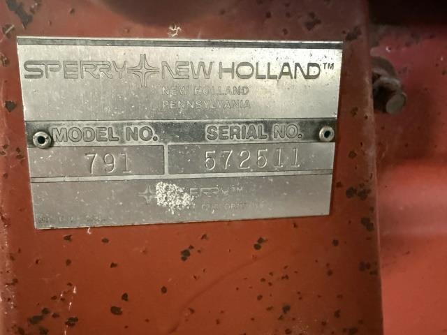 Image of New Holland 791 equipment image 1
