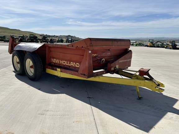 Image of New Holland 791 equipment image 3