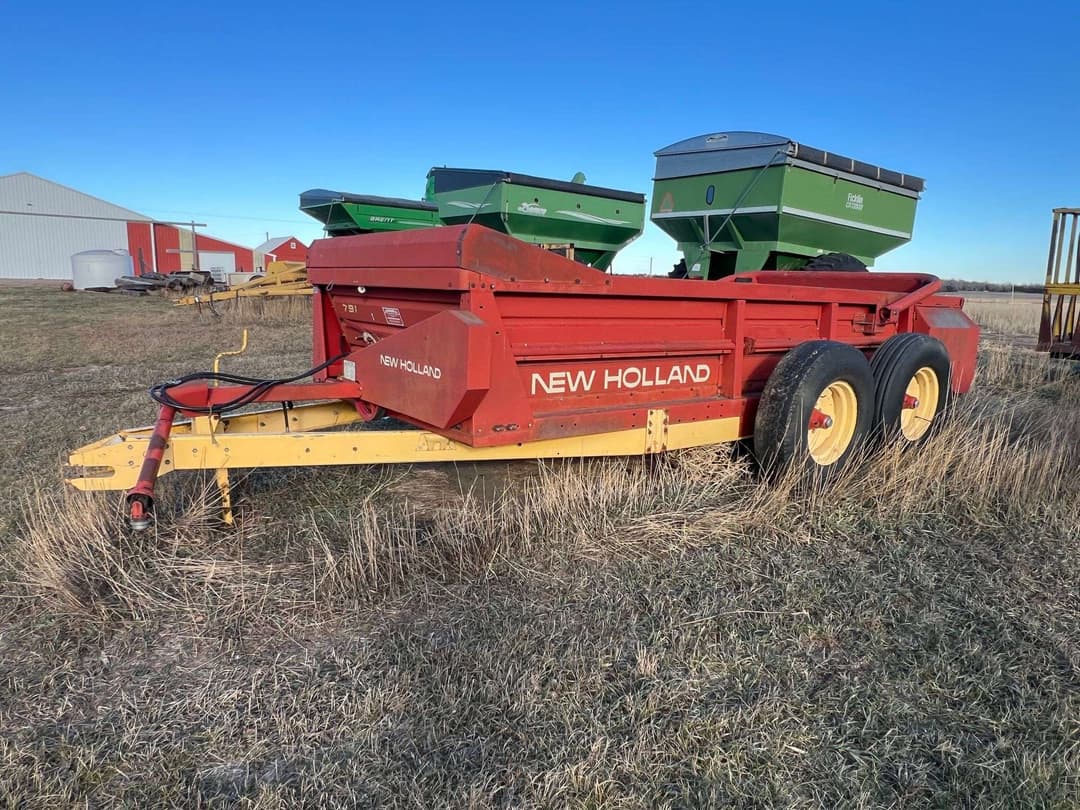 Image of New Holland 791 Primary image