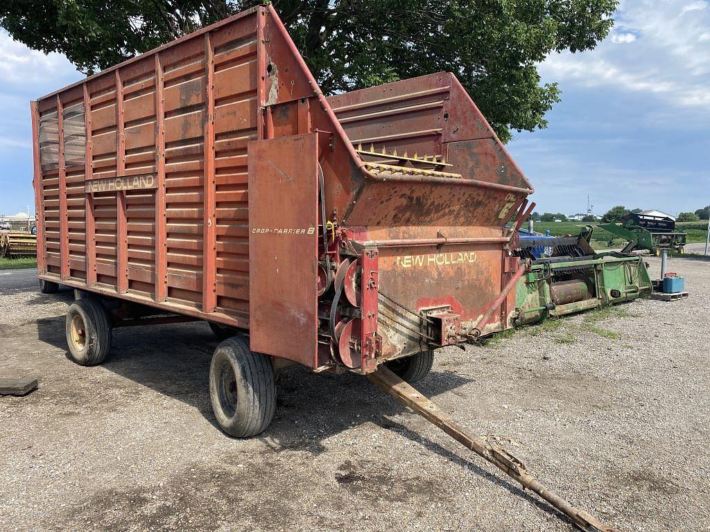 Image of New Holland Crop Carrier 8 Image 0