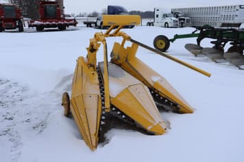 Main image New Holland 824