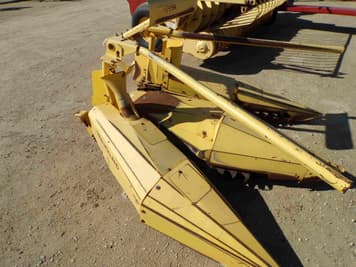 Main image New Holland 824