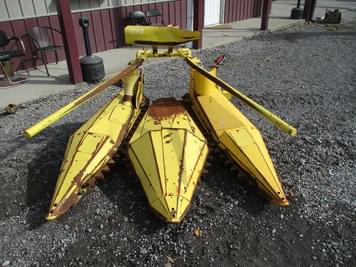Main image New Holland 824