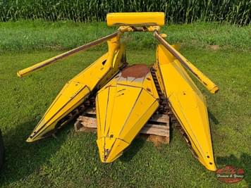 Main image New Holland 824