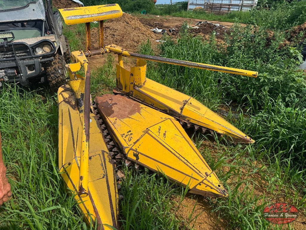 Image of New Holland 824 Primary image