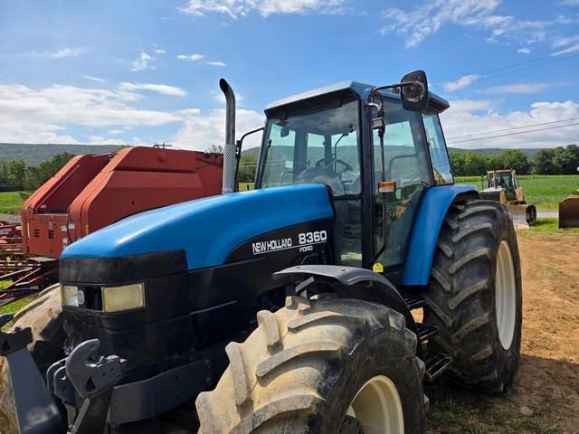 Image of New Holland 8360 equipment image 1