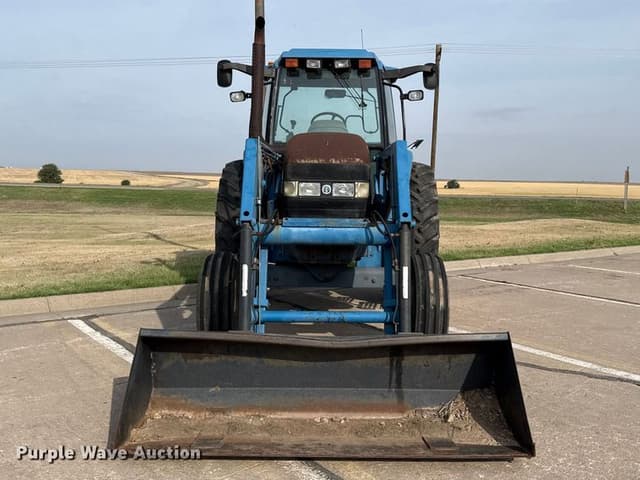 Image of New Holland 8360 equipment image 1