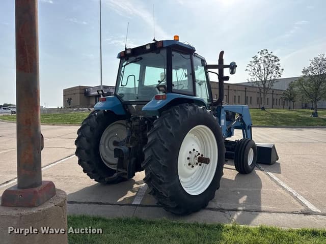 Image of New Holland 8360 equipment image 4