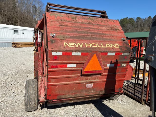 Image of New Holland 846 equipment image 2