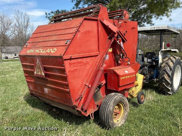 Image of New Holland 846 equipment image 4