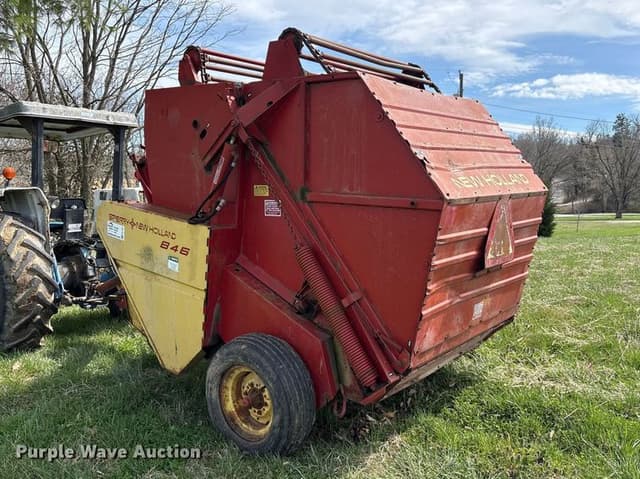 Image of New Holland 846 equipment image 2