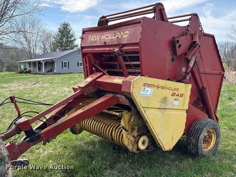 Image of New Holland 846 Primary image