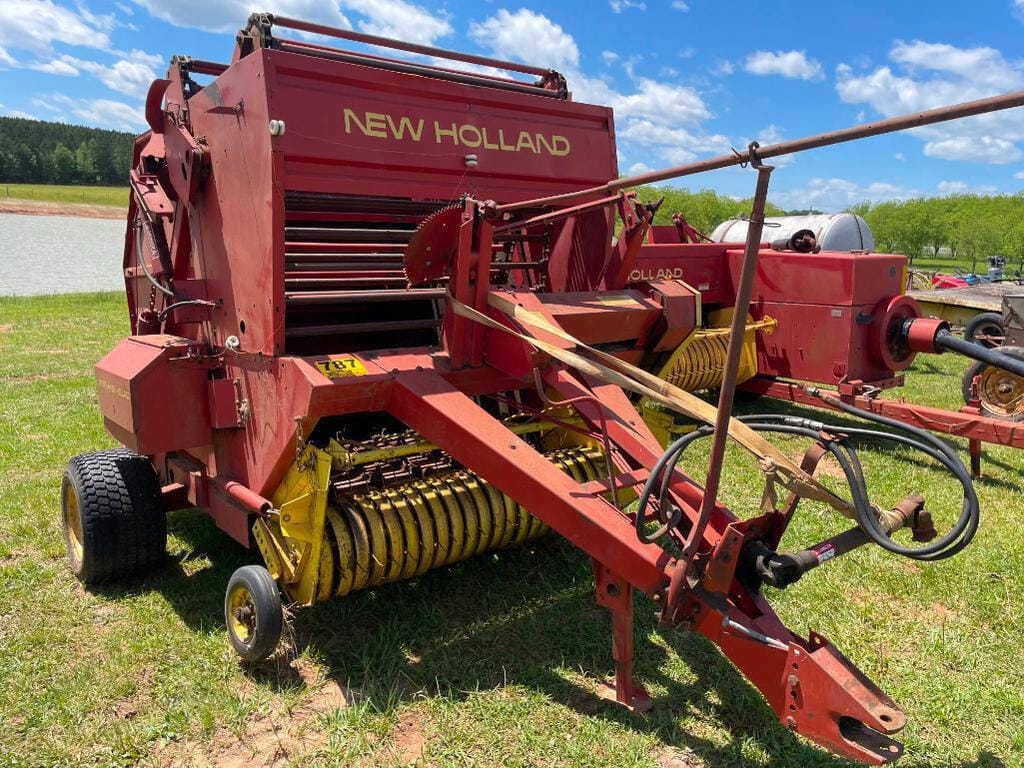 Main image New Holland 846