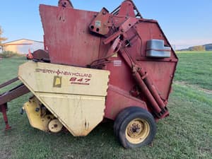 New Holland 847 Image