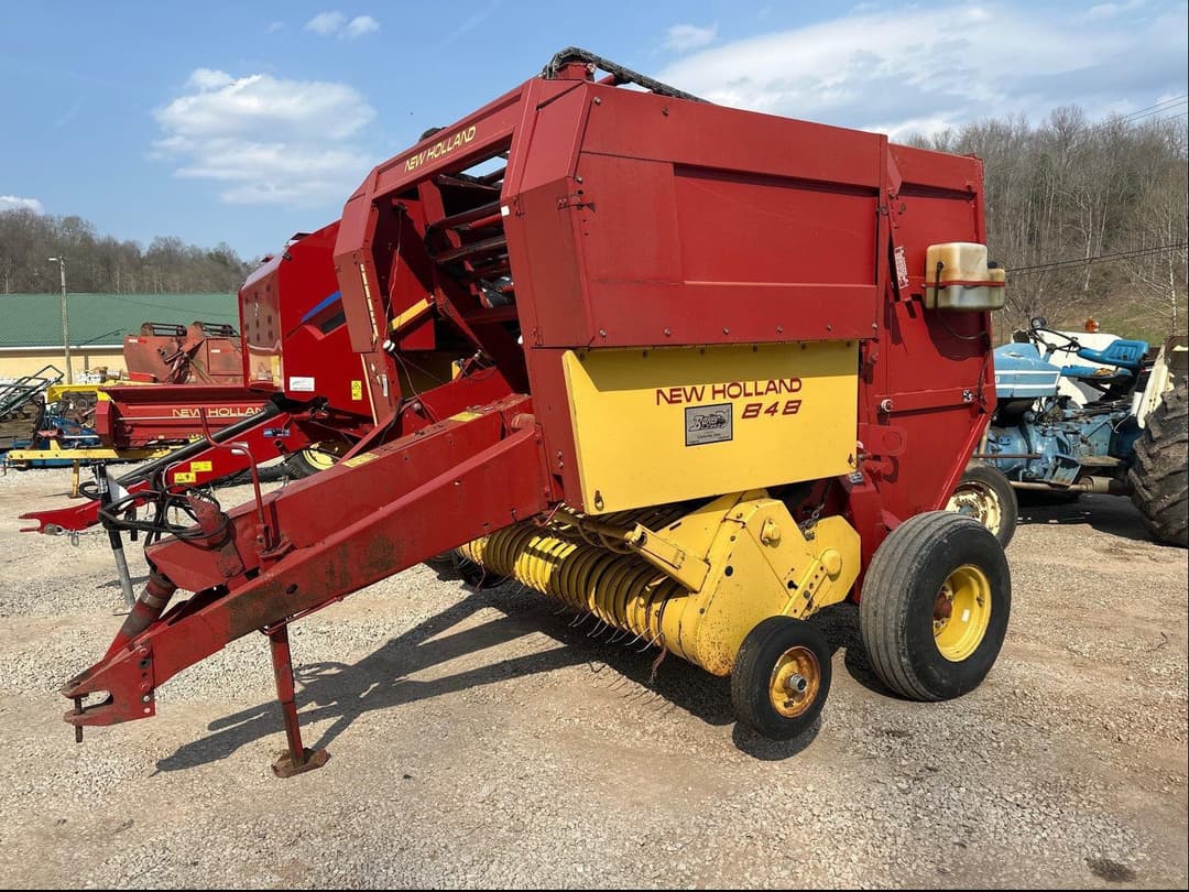 Image of New Holland 848 Primary Image