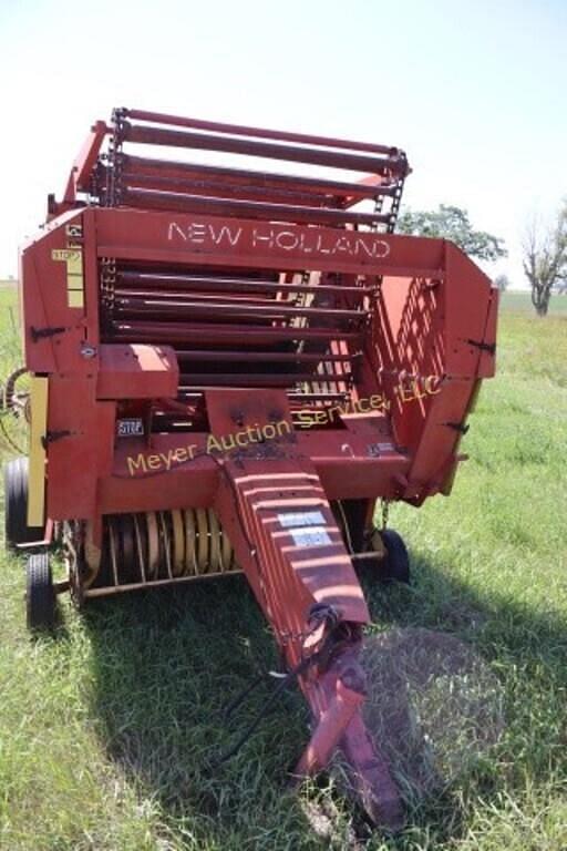Image of New Holland 849 equipment image 3