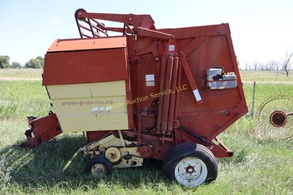 Image of New Holland 849 Primary image