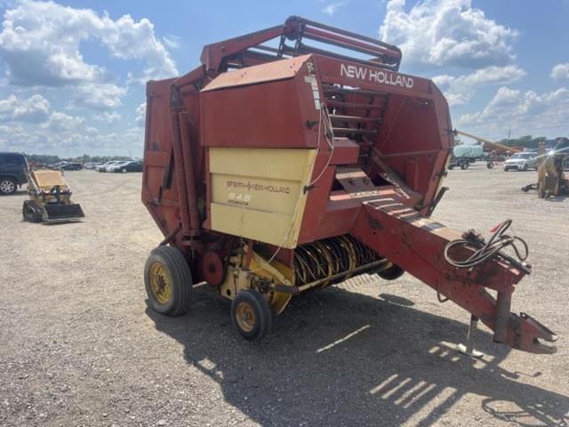 Image of New Holland 849 equipment image 3
