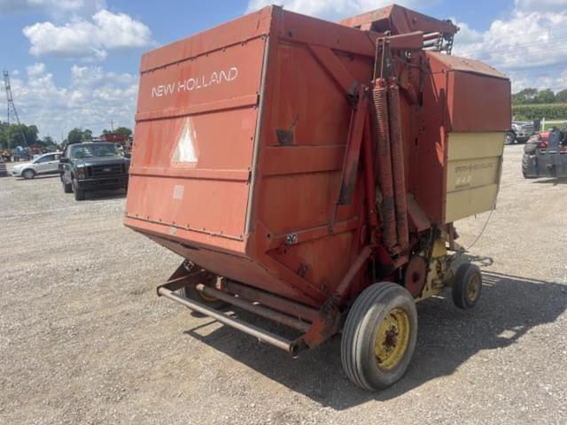 Image of New Holland 849 equipment image 2