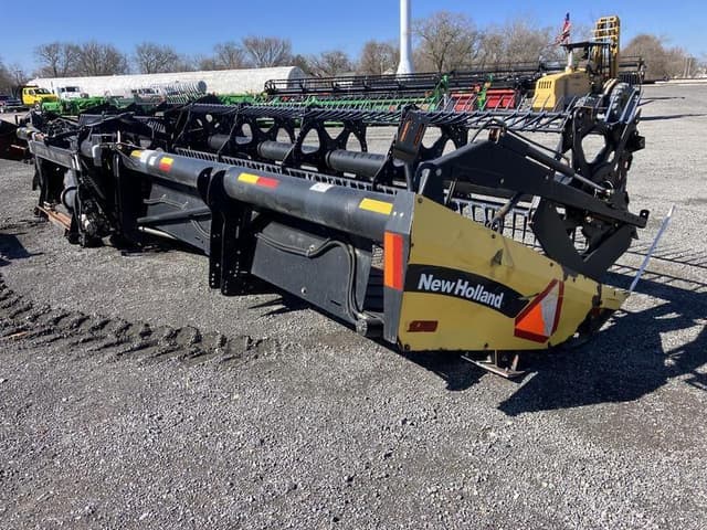 Image of New Holland 84C equipment image 3