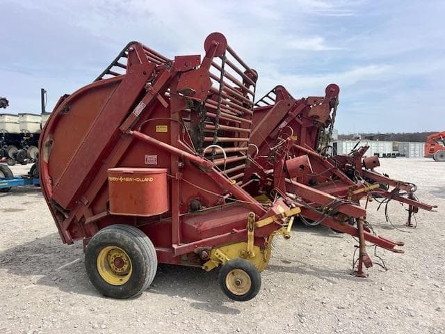 Image of New Holland 850 Primary image