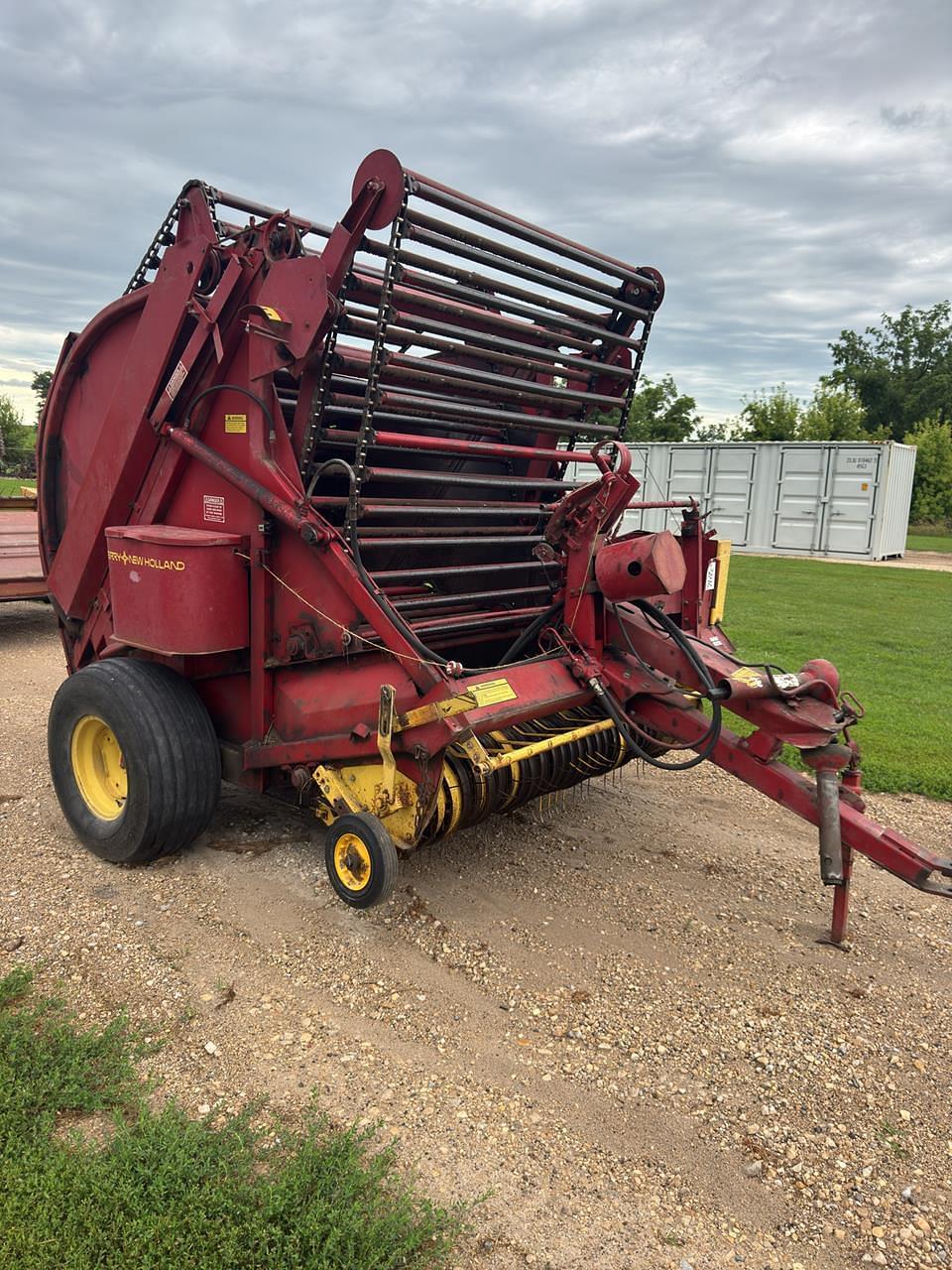 Image of New Holland 850 Primary image