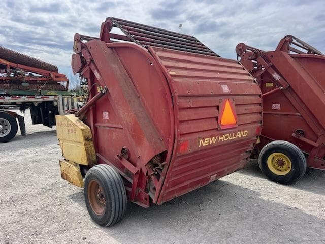 Image of New Holland 850 equipment image 2