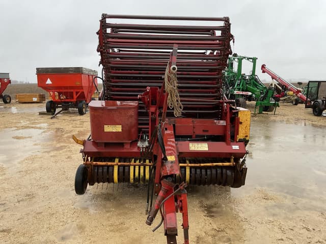 Image of New Holland 850 equipment image 2