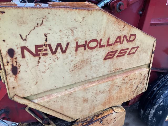 Image of New Holland 850 equipment image 3