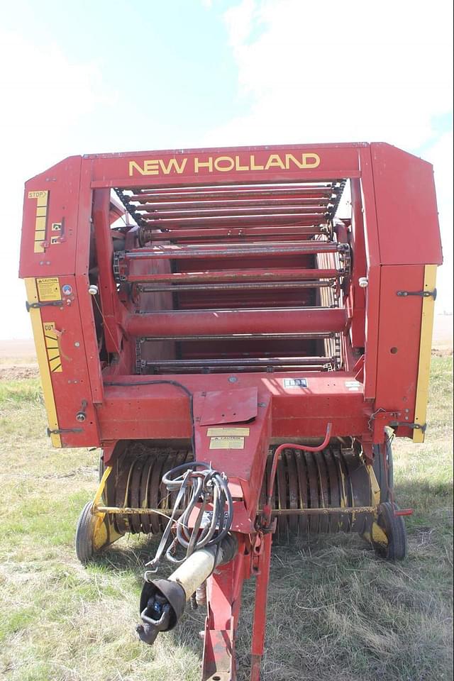 Image of New Holland 853 equipment image 1