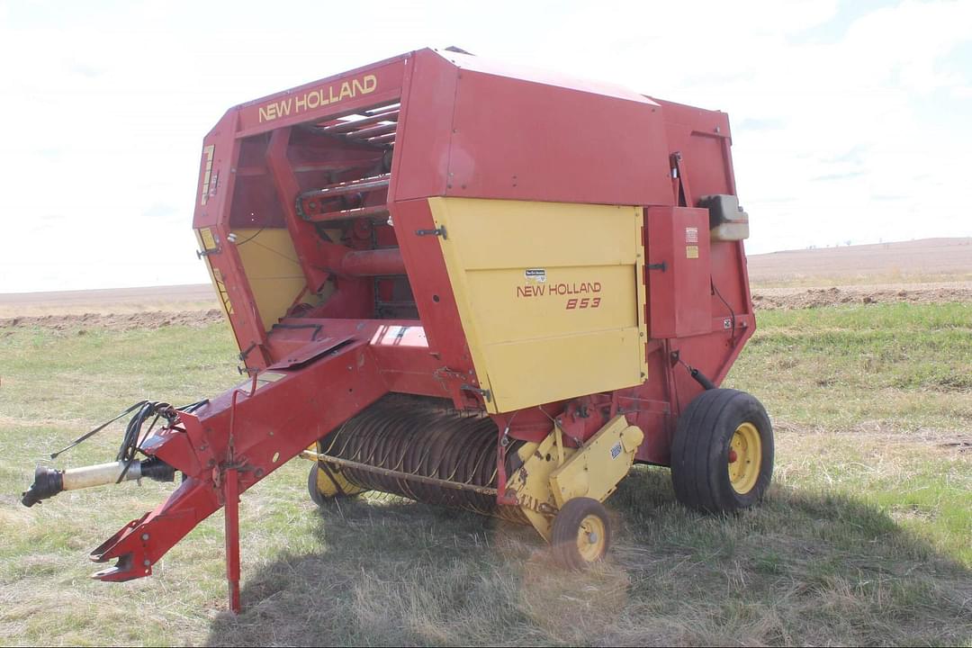 Image of New Holland 853 Primary image