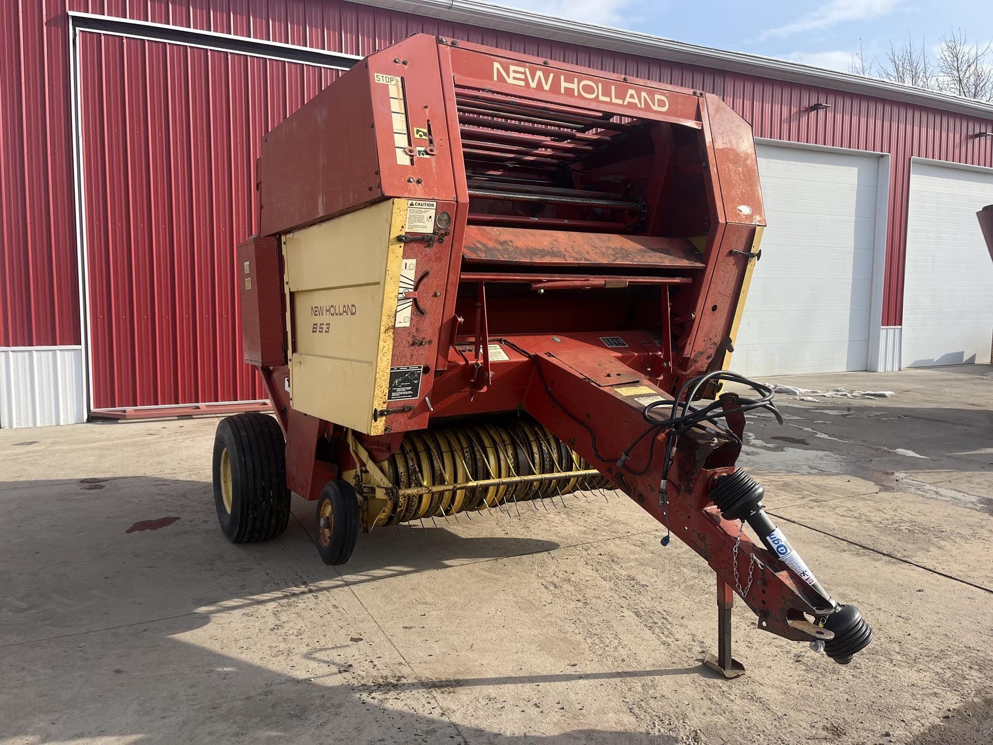 New Holland 853 Equipment Image0