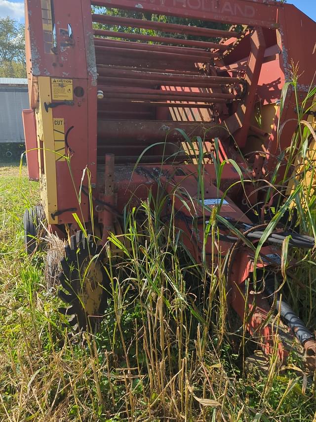 Image of New Holland 853 equipment image 1