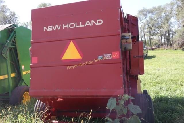 Image of New Holland 853 equipment image 3