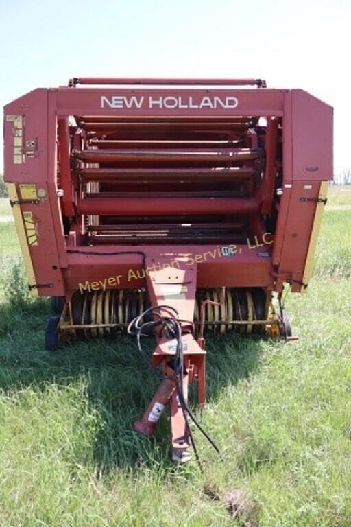 Image of New Holland 855 equipment image 4