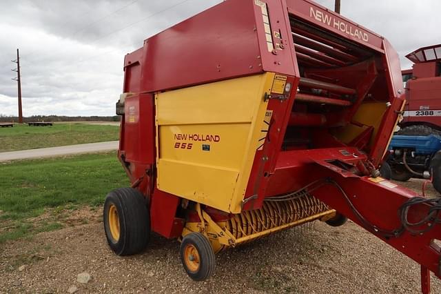 Image of New Holland 855 equipment image 2