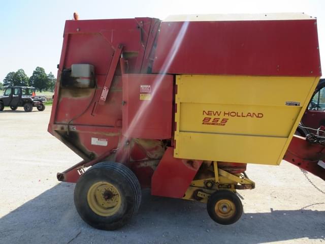 Image of New Holland 855 equipment image 1