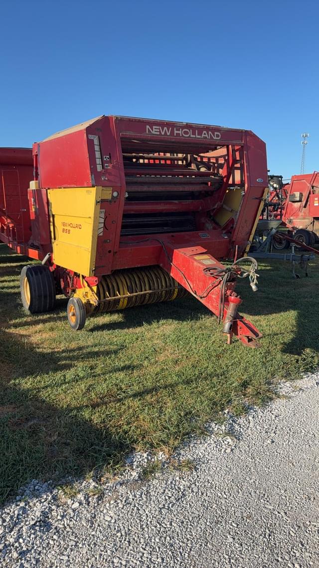 Image of New Holland 855 equipment image 1