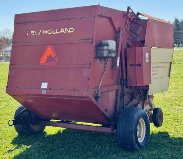 Image of New Holland 855 equipment image 4
